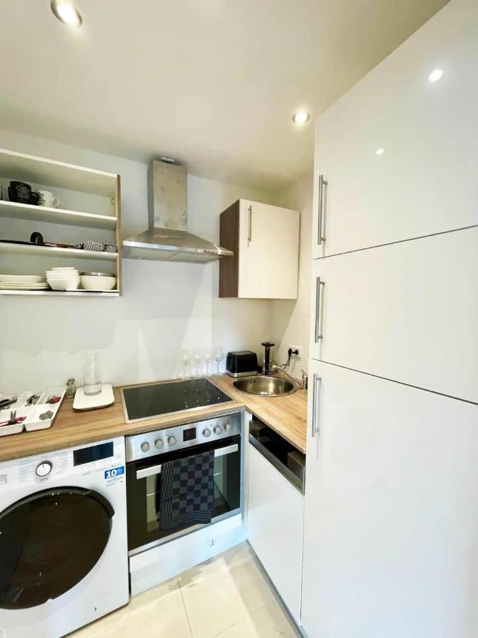 Cozy Apartment With Kitchen + Balcony New! Essen Exterior foto